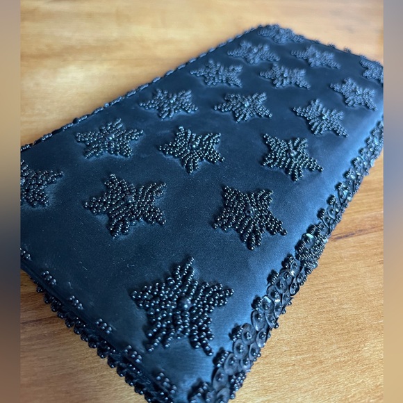Vintage 1980s black beaded and sequinned clutch in excellent condition - Picture 4 of 7